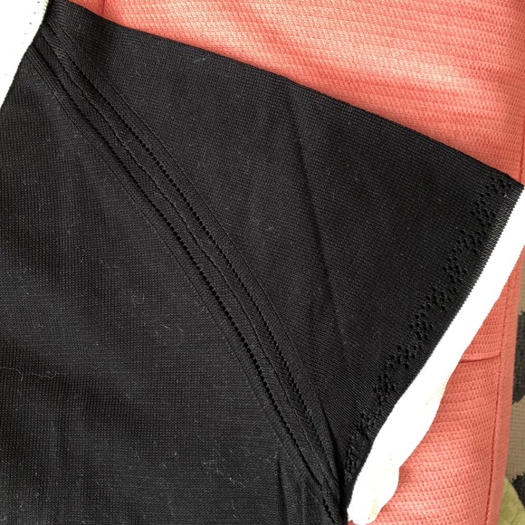 Rare Barneys New York knit collar button tee - Picture 4 of 7